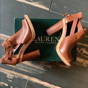 Ralph Lauren sandals in polo brown worn only once!